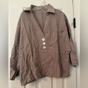 Taupe XL women’s pullover shirt with button detail